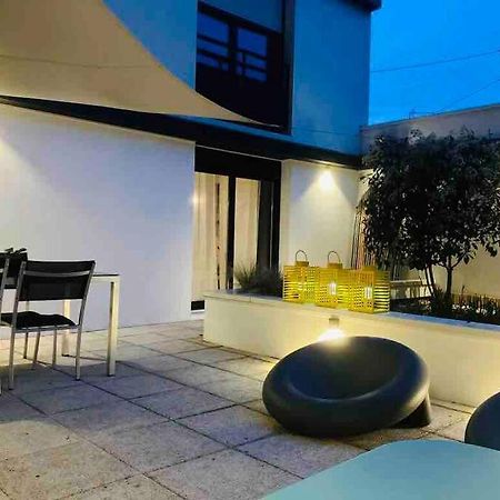 Le Rosa Bonheur Apartment Нант Екстериор снимка