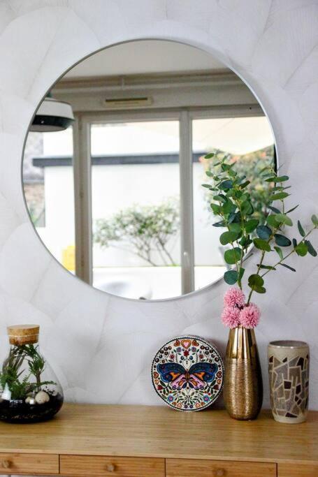 Le Rosa Bonheur Apartment Нант Екстериор снимка